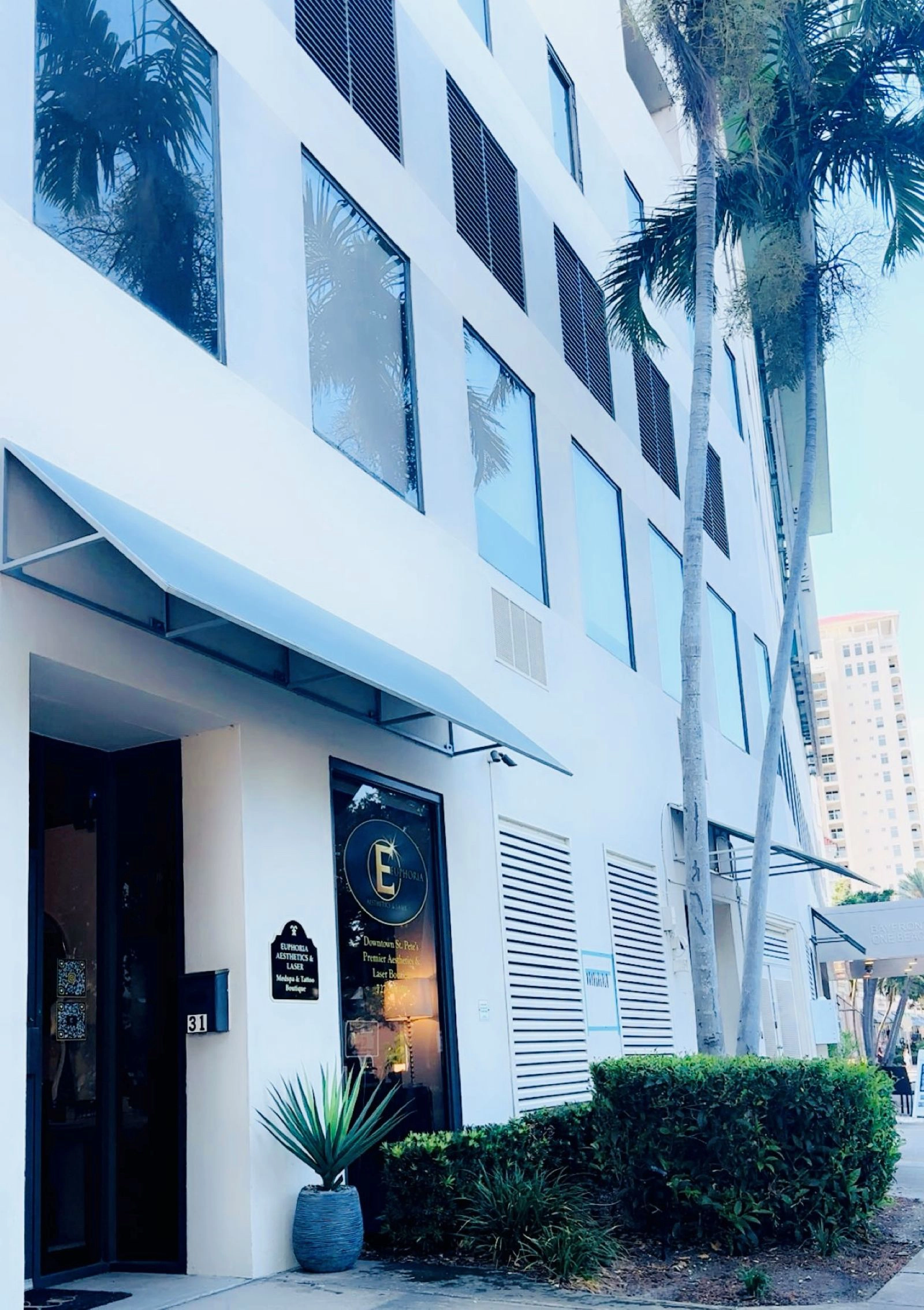 Exterior of Euphoria Aesthetics & Laser, a luxury boutique medspa on Beach Drive in downtown St. Petersburg, Florida